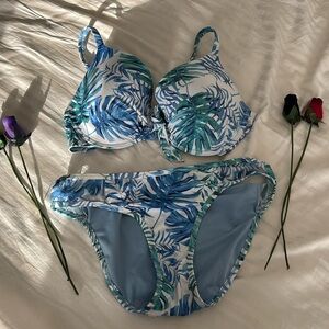 NWOT La Vien en Rose 2 piece Bikini